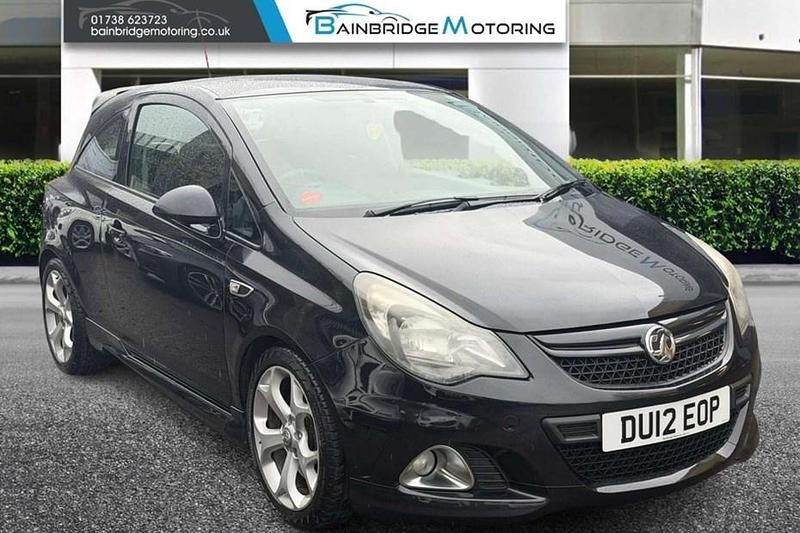 Second-hand Vauxhall Corsa 2012 Negru Hatchback