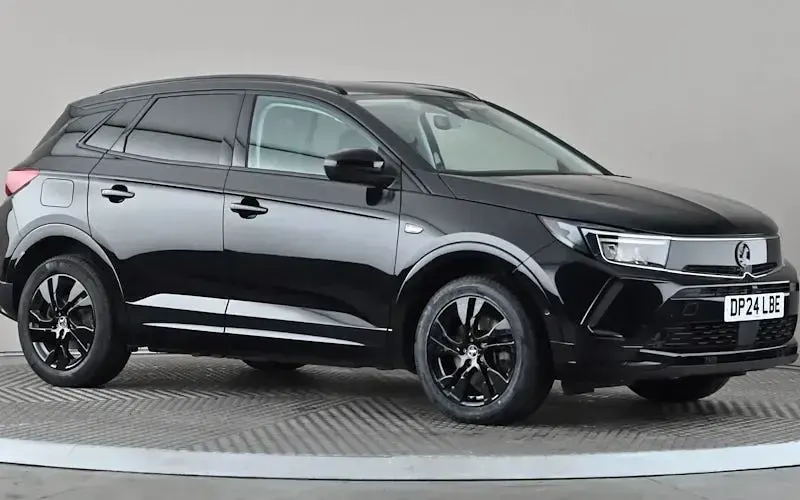 Used Vauxhall Grandland X 224 HP (164 kW) 2024 SUV