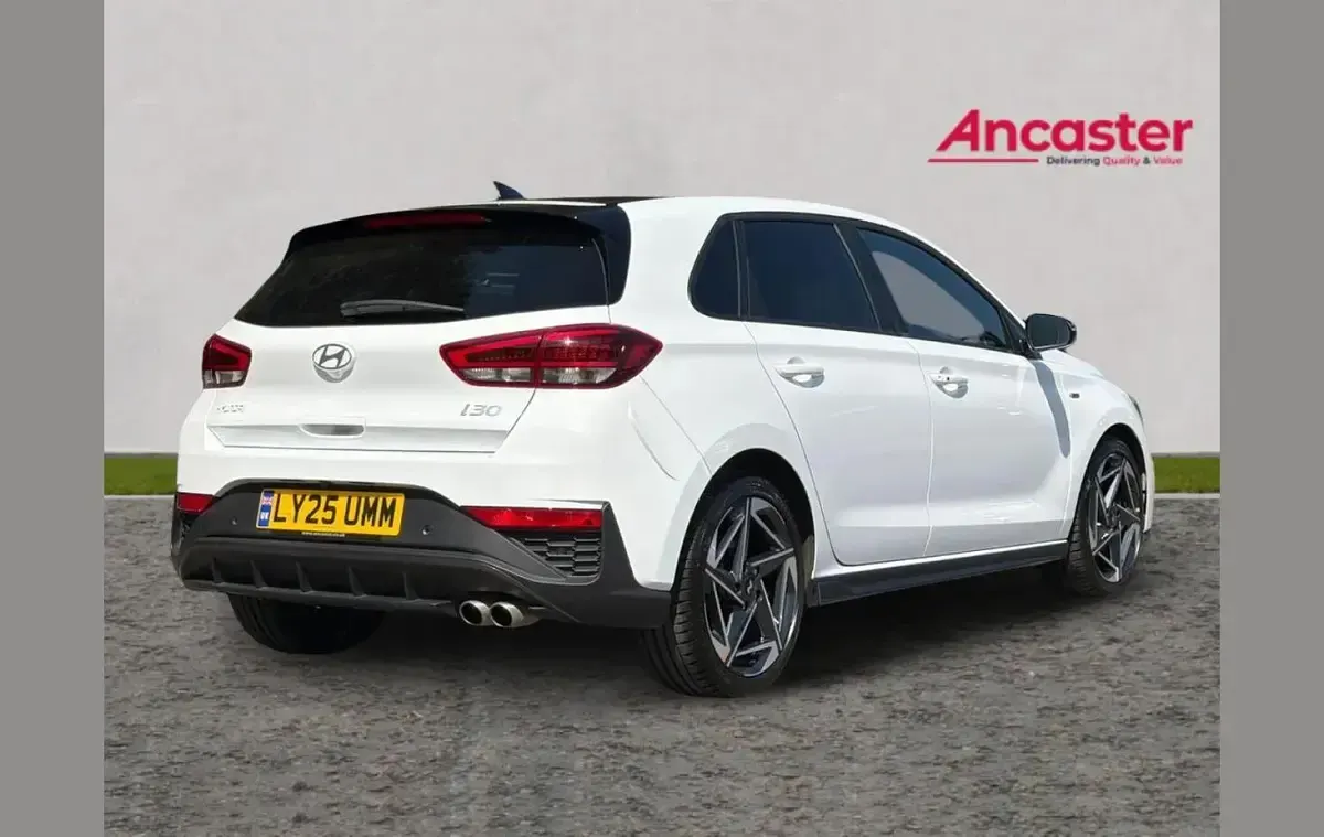 Used Hyundai i30 N Line 140 HP (102 kW) 2025 White Hatchback