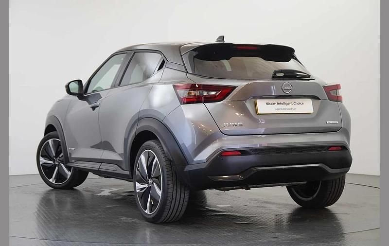 Used Nissan Juke Tekna+ 140 HP (102 kW) 2023 Grey SUV