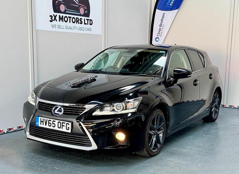 Black Used 2015 Lexus CT200h Hatchback | £9,290 (Fair price) - Image 1/4