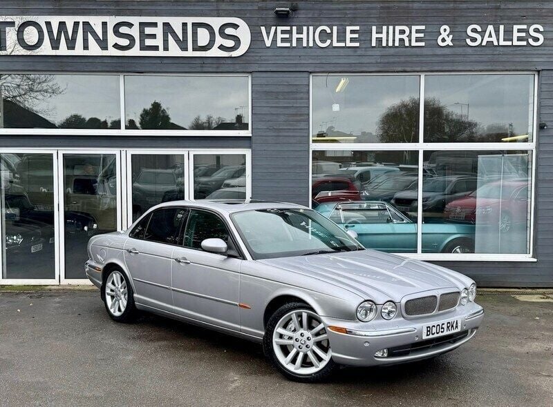 Used Jaguar XJR Supercharged 2018 Silver Sedan