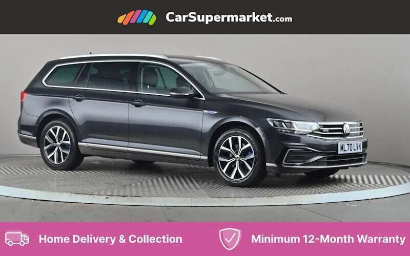 Used 2024 VW Passat GTE Estate | £17,997 (Super price) - Image 1/4