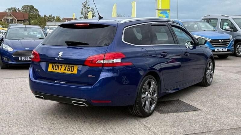 Used Peugeot 308 SW GT-line 150 HP (110 kW) 2016 Blue Estate