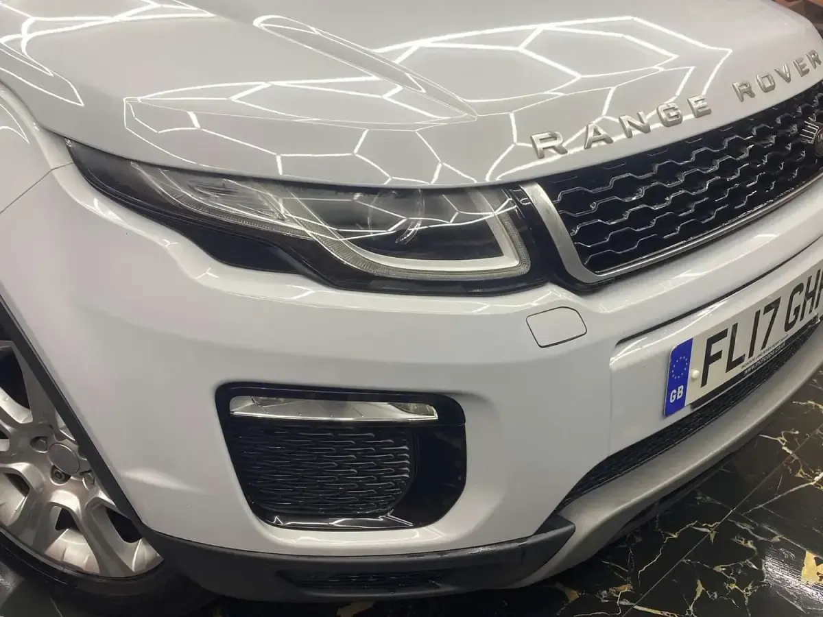Used Land Rover Range Rover evoque SE 2017 White SUV