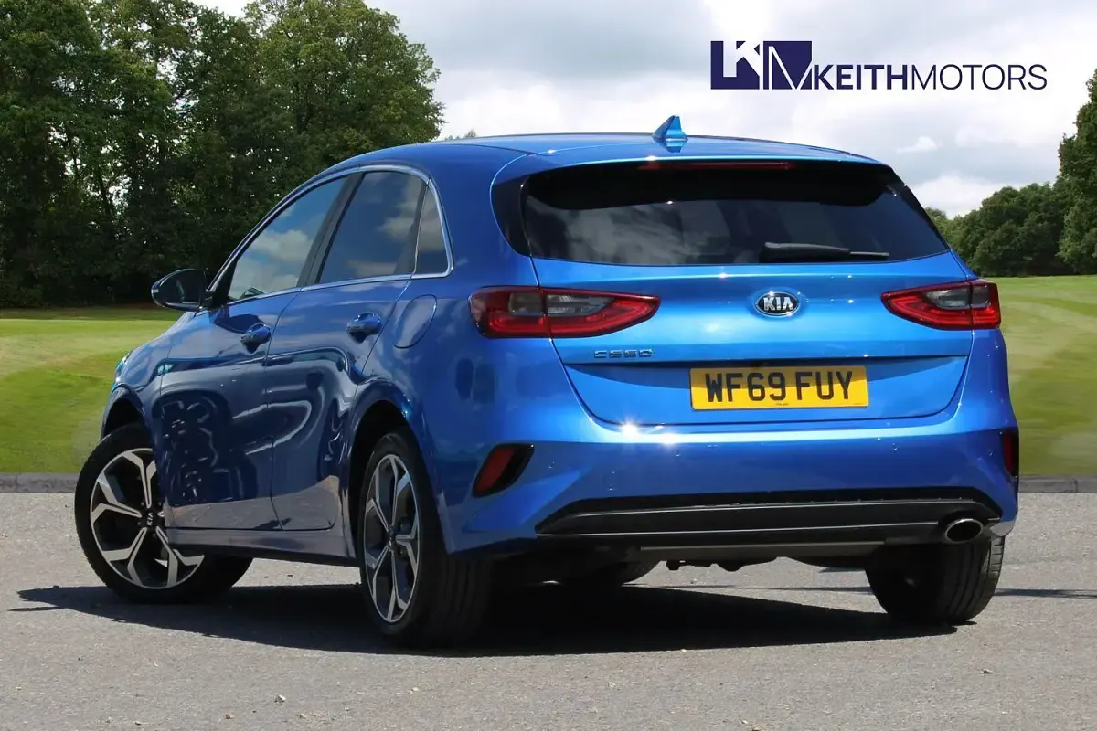 Used Kia Ceed 140 HP (102 kW) 2019 Blue Hatchback