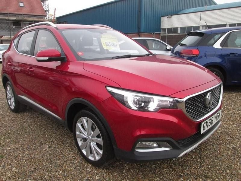 Red Used 2018 MG ZS Excite SUV | £6,995 (Good price) - Image 1/4