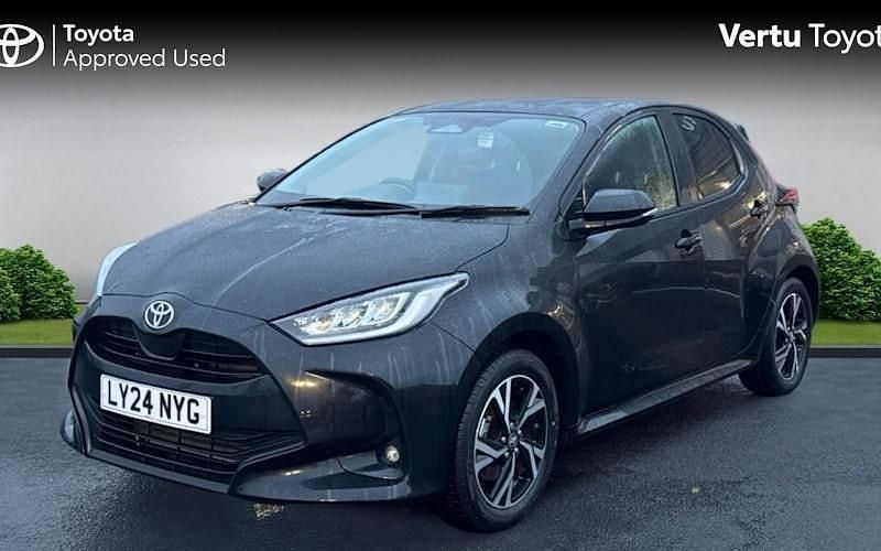 Used Toyota Yaris Hybrid Design 116 HP (85 kW) 2026 Hatchback