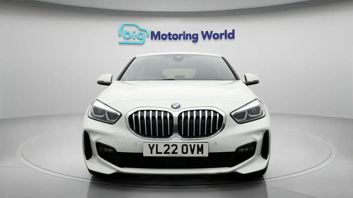 Used BMW 118 M Sport 136 HP (100 kW) 2022 White Hatchback