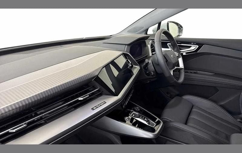 Used Audi Q4 e-tron Sport 206 kW (281 HP) 2025 White SUV