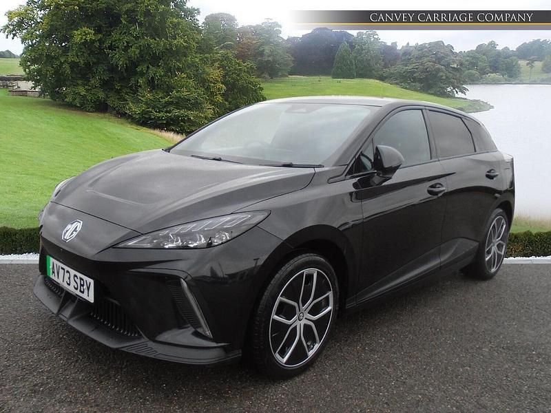 Used MG MG4 EV Trophy 63 kW (87 HP) 2023 Black Hatchback