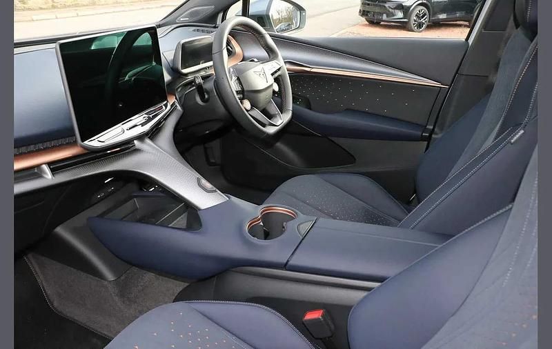 New Cupra Tavascan VZ1 250 kW (340 HP) 2025 White SUV