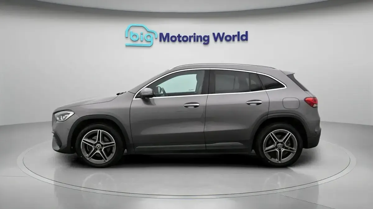 Used Mercedes GLA250 Premium 259 HP (190 kW) 2021 Grey SUV