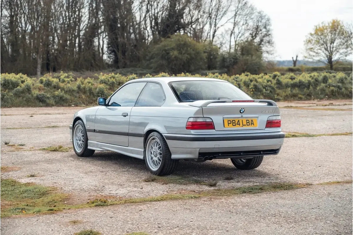 Used BMW 328 Sport Line 1997 Silver Coupe