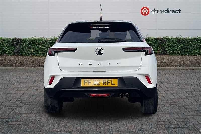 Used Vauxhall Mokka SRi 130 HP (95 kW) 2022 White SUV