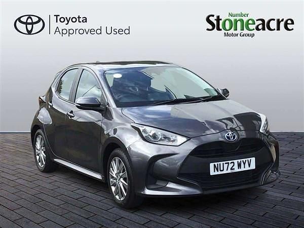 Used 2022 Toyota Yaris Hatchback | £15,250 (Good price) - Image 1/2