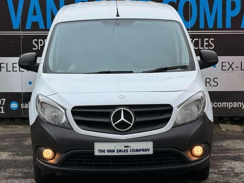 Used Mercedes Citan 109 90 HP (66 kW) 2018 White Van