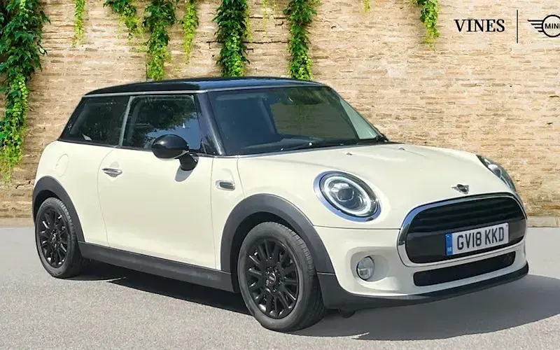 Used Mini Cooper Hatch 136 HP (100 kW) 2018 Hatchback