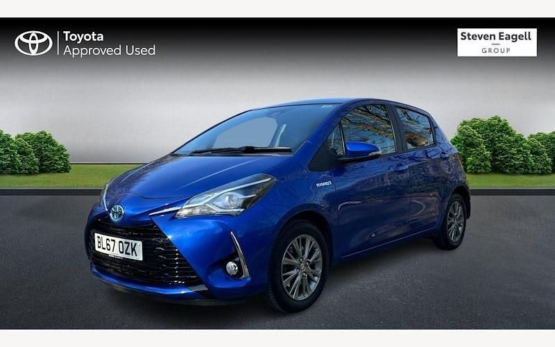 Used Toyota Yaris Hybrid 101 HP (74 kW) 2020 Hatchback