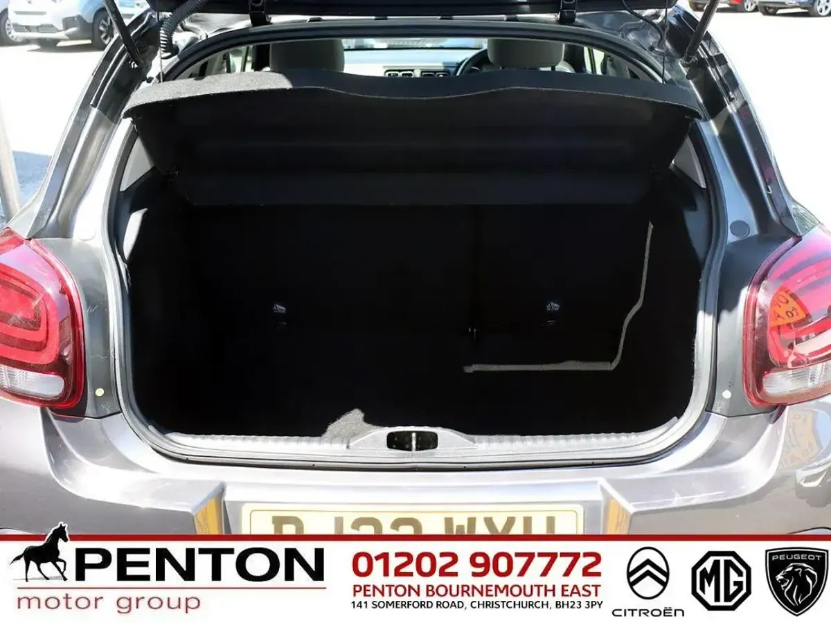 Used Citroën C3 PureTech 82 HP (60 kW) 2023 Grey Hatchback