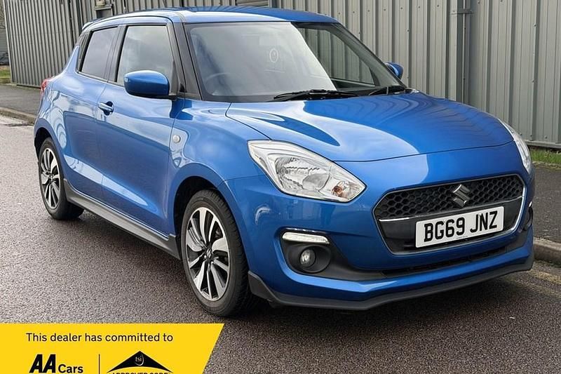 Used Suzuki Swift 90 HP (66 kW) 2019 Blue Hatchback