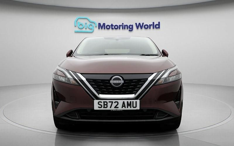 Used Nissan Qashqai N-Connecta 190 HP (139 kW) 2023 Red SUV