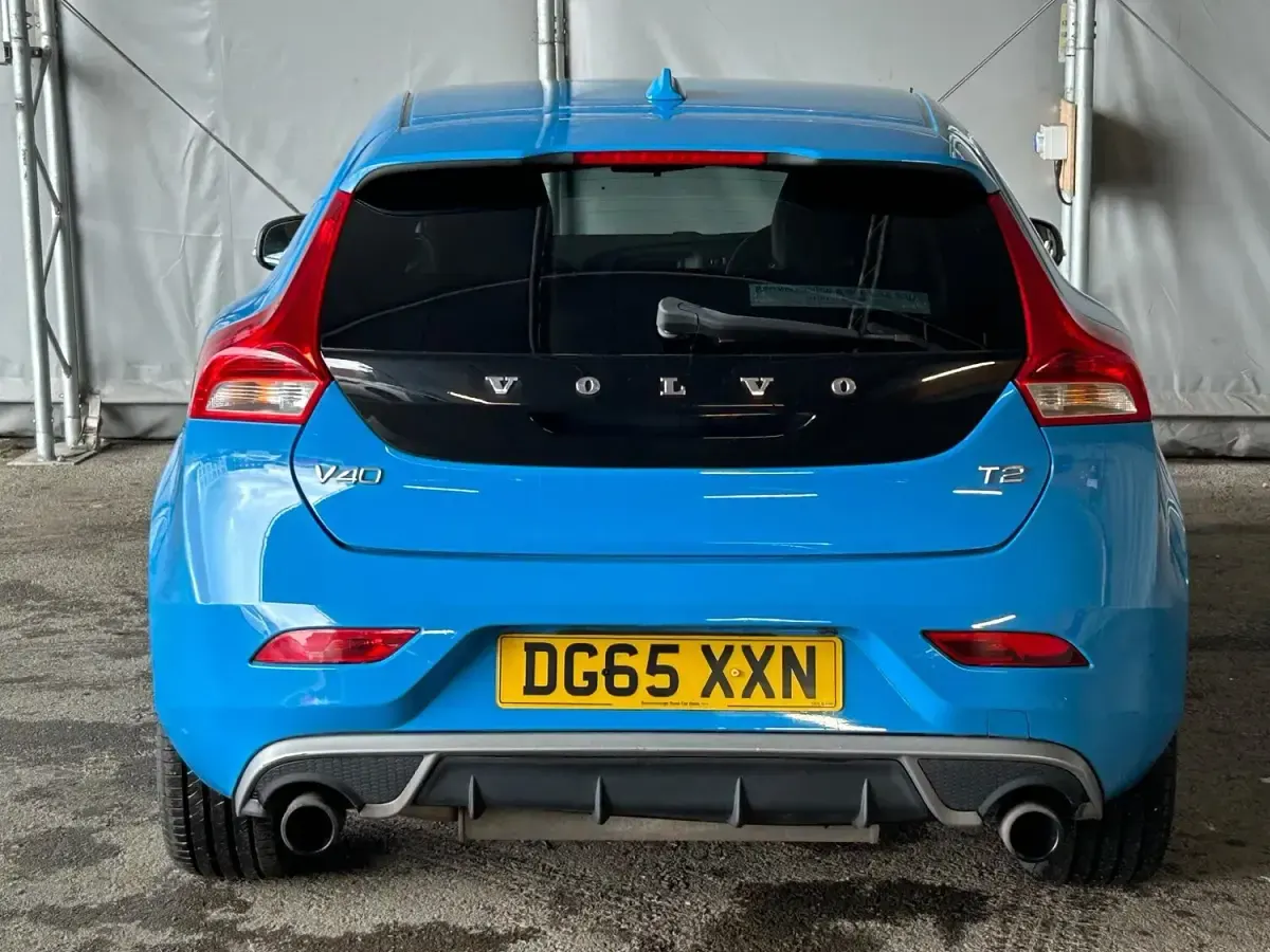 Used Volvo V40 R-Design 2015 Blue Hatchback