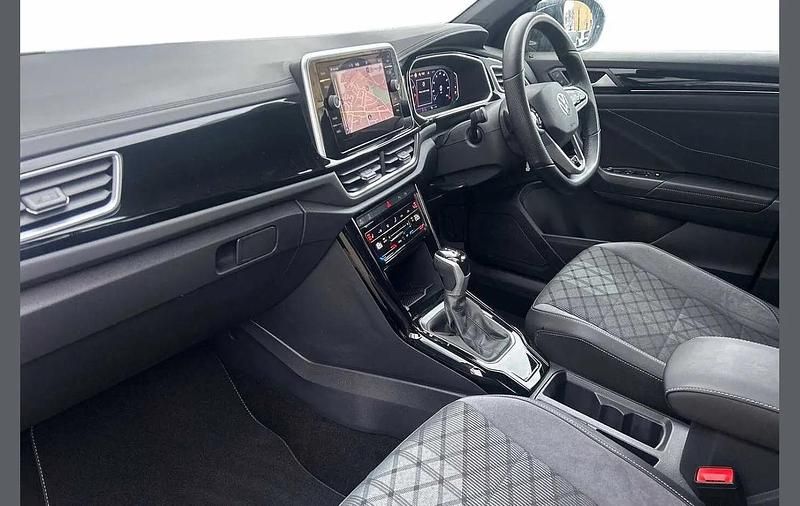 Used VW T-Roc R-line 150 HP (110 kW) 2022 Black SUV