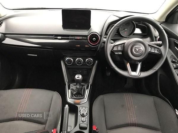 Używany Mazda 2 Homura-Line 2024 Biały Hatchback
