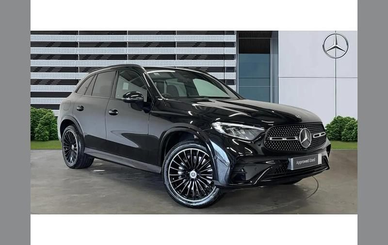 Used Mercedes GLC300e Urban 308 HP (226 kW) 2025 Black SUV