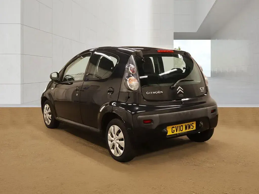 Used Citroën C1 VTR Sport 68 HP (50 kW) 2010 Black Hatchback