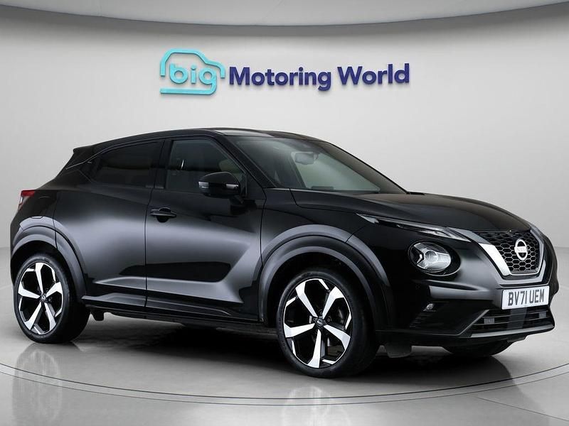 Black Used 2021 Nissan Juke Tekna SUV | £14,800 (Fair price) - Image 1/4