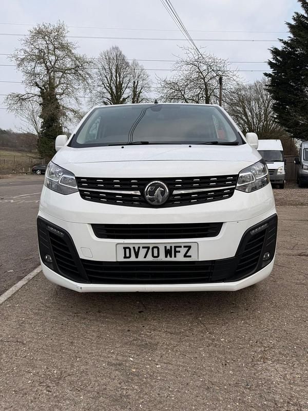 Used Vauxhall Vivaro Sportive 150 HP (110 kW) 2020 White MPV