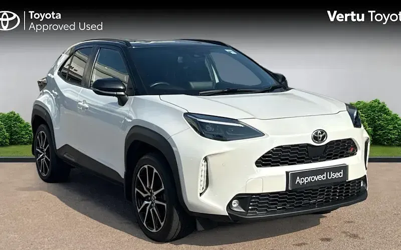 Used Toyota Yaris Hybrid Sport 116 HP (85 kW) 2024 Estate