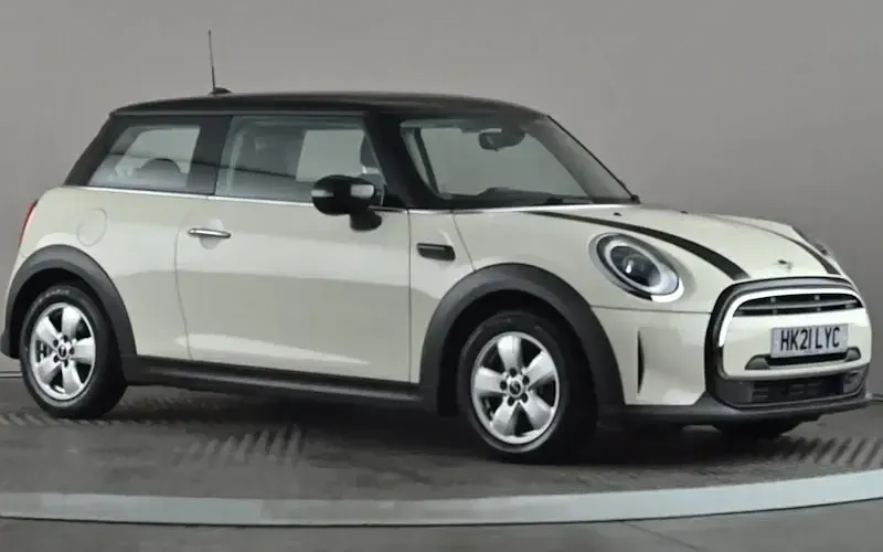 Begagnad Mini Cooper Comfort 136 HK (100 kW) 2021 Halvkombi