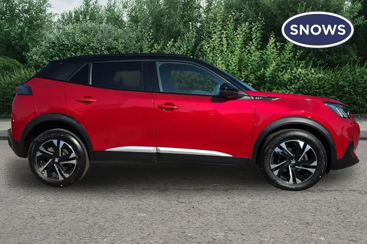 Used Peugeot 2008 GT 131 HP (96 kW) 2023 Red SUV