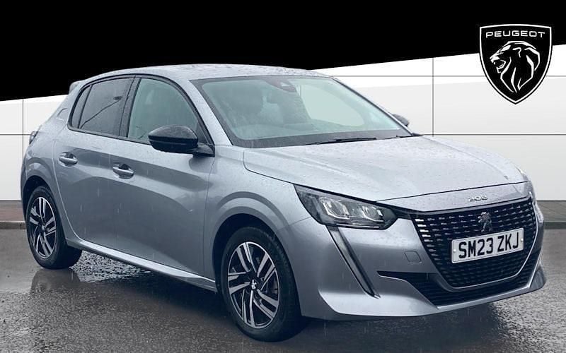 Używany Peugeot 208 Allure+ 102 KM (75 kW) 2023 Hatchback