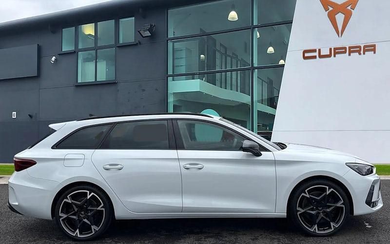 New Cupra Leon VZ1 272 HP (200 kW) 2025 White Estate