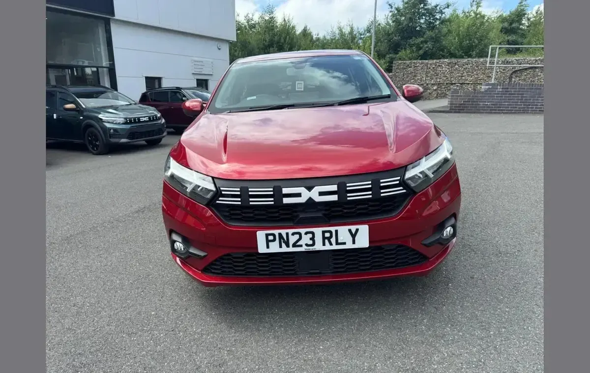 Used Dacia Sandero Expression 91 HP (66 kW) 2023 Red Hatchback