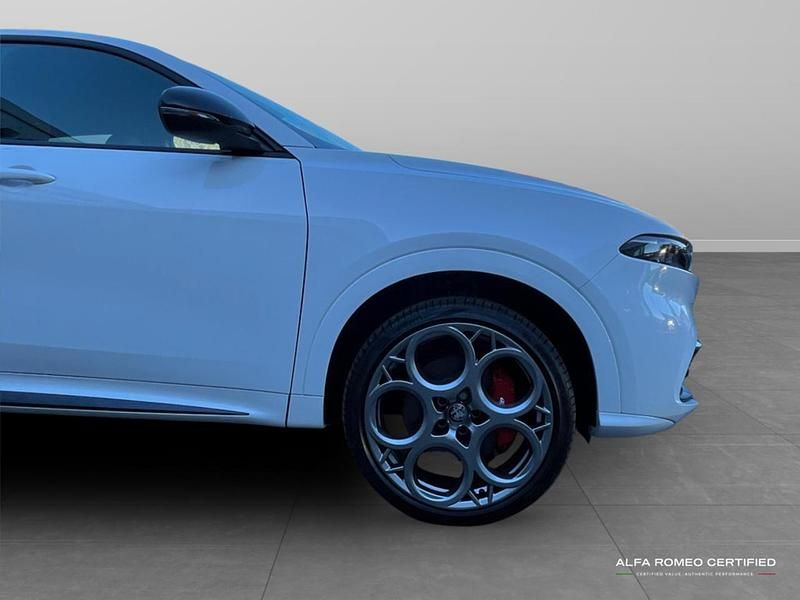 New Alfa Romeo Tonale 276 HP (202 kW) 2025 White SUV