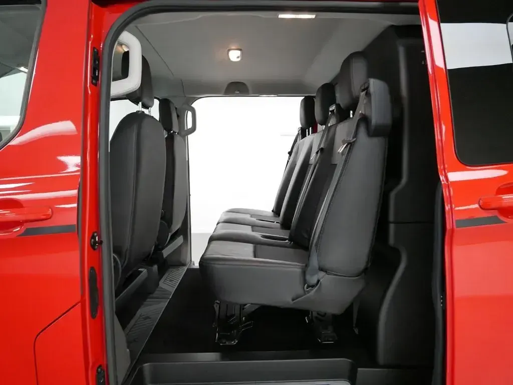 Used Ford Transit Custom Sport 185 HP (136 kW) 2021 Red Estate