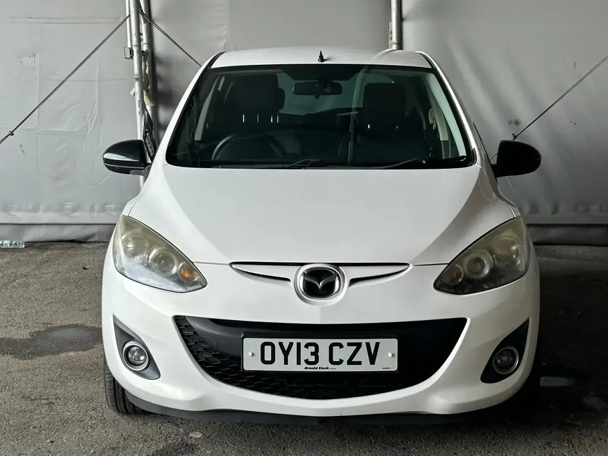 Used Mazda 2 Edition 2013 White Hatchback