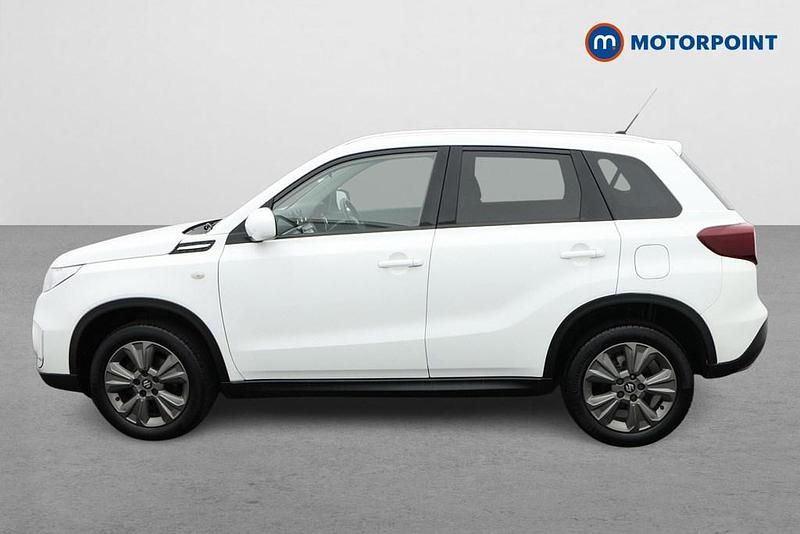 Used Suzuki Vitara SZ-T 2019 White SUV