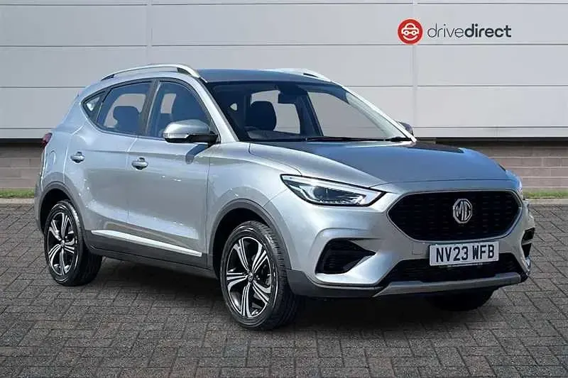 Usado MG ZS Excite 111 HP (81 kW) 2023 Prateado SUV