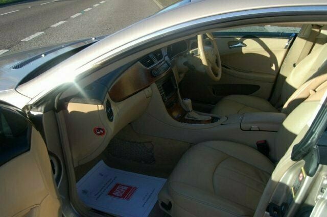 Used Mercedes CLS320 2006 Sedan