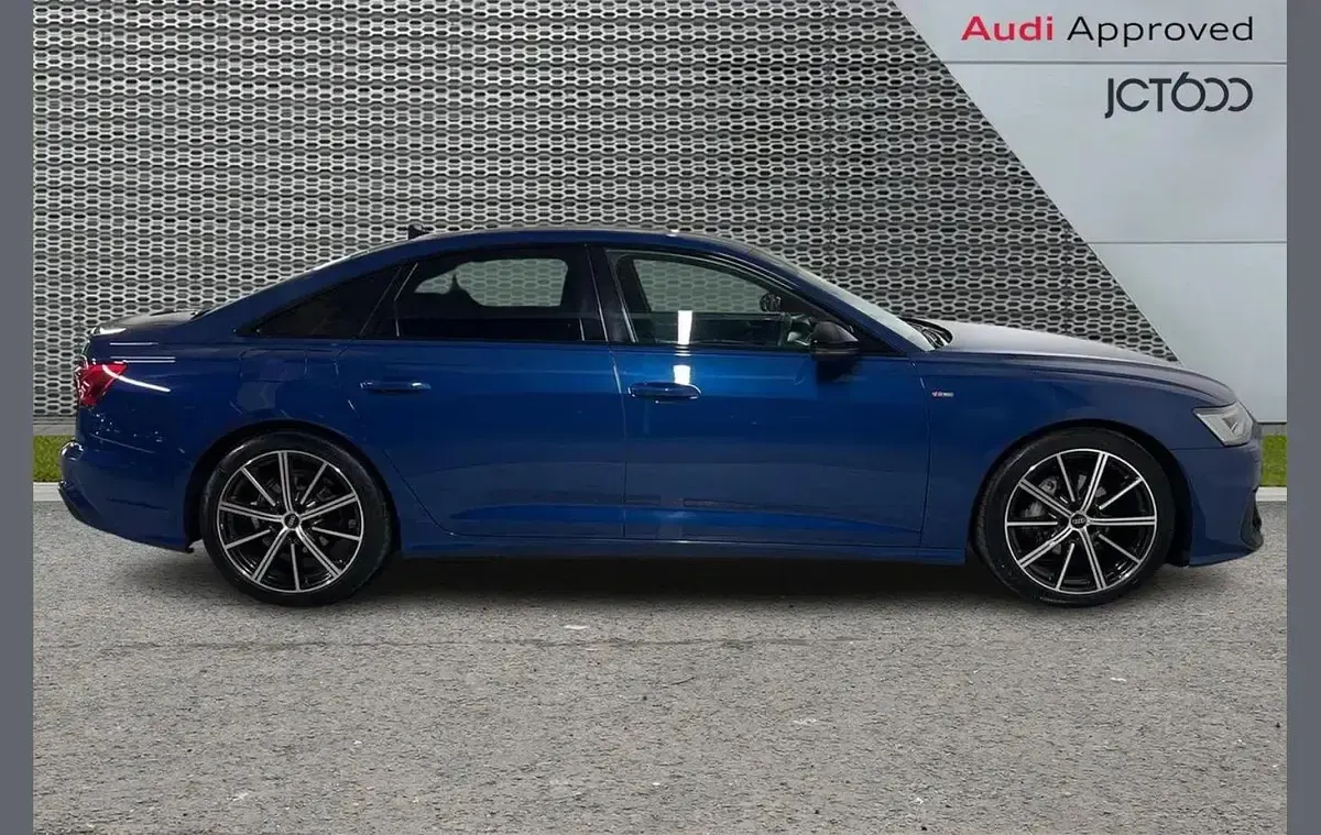 Used Audi A6 Black Edition 200 HP (147 kW) 2024 Blue Sedan