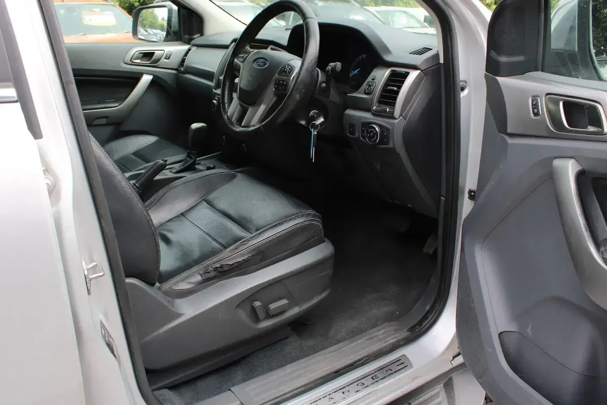 Used Ford Ranger Limited 160 HP (117 kW) 2016 Silver Pickup