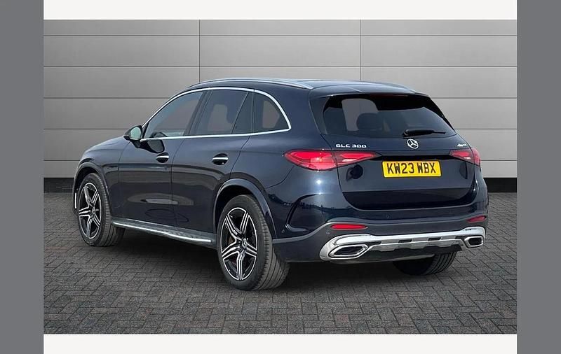 Used Mercedes GLC300e AMG Line Premium 254 HP (186 kW) 2023 Blue SUV