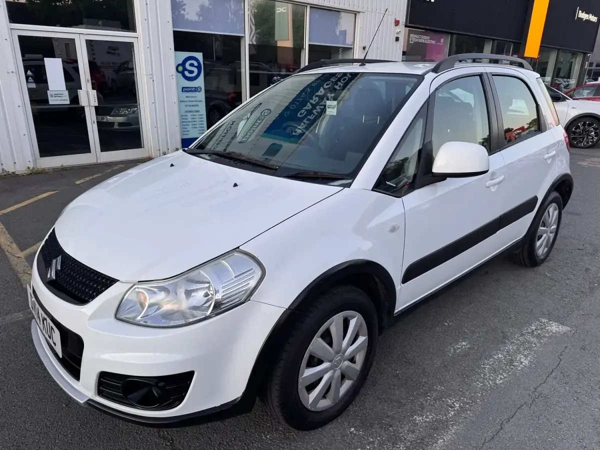 Used Suzuki SX4 SZ3 2014 White Hatchback