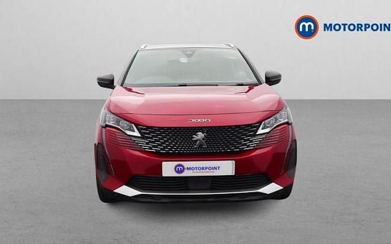 Used Peugeot 3008 Premium 131 HP (96 kW) 2021 Red SUV